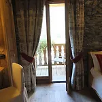 La Luge D'antan & 4* Brusson
