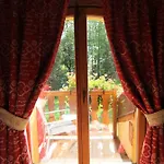 Bed & Breakfast La Luge D'antan & 4*