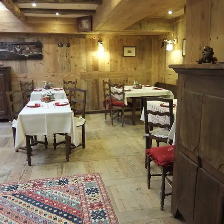 Bed & Breakfast La Luge D'antan & Brusson