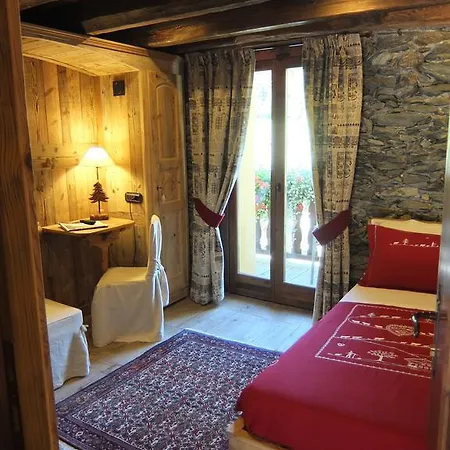 Bed & Breakfast La Luge D'antan & Brusson