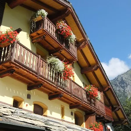 La Luge D'antan & Frühstückspension Brusson