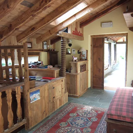 La Luge D'antan & 4* Brusson