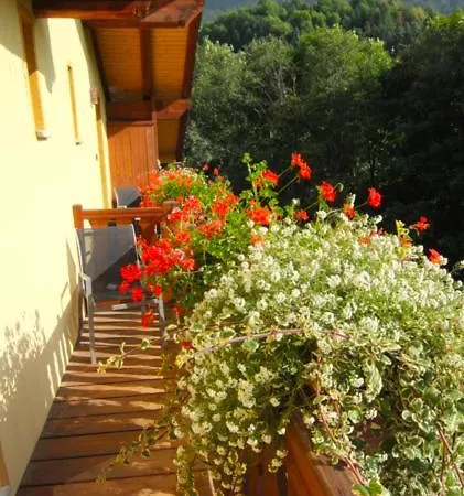 Bed & Breakfast La Luge D'antan & 4*