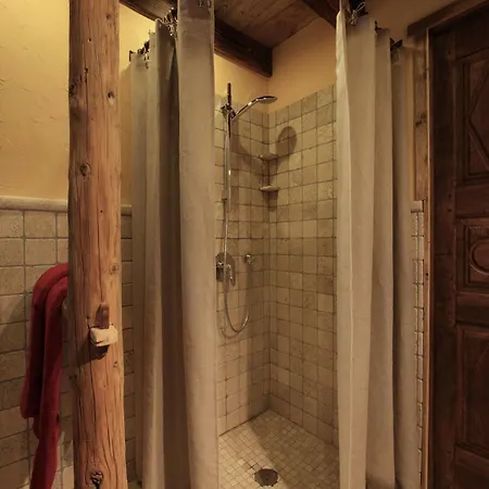 Bed & Breakfast La Luge D'antan & Brusson