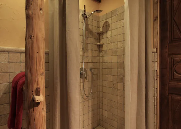 La Luge D'antan Maison D'hôtes&spa Couette-café 4*